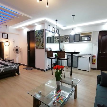Condo Azur Suites E507 Near Airport, Netflix, Stylish, Cozy With Swimming Pool 麦克坦 外观 照片